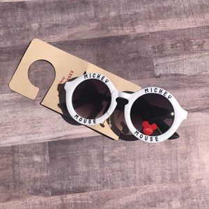 Disney X Junk Food sunglasses